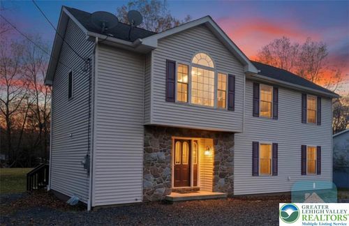 146 Hunter Ln, Albrightsville, PA, 18210-3817 | Card Image