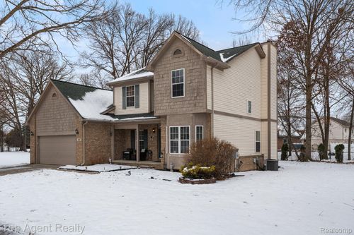 2601 Dagner Dr, Westland, MI, 48186-5492 | Card Image