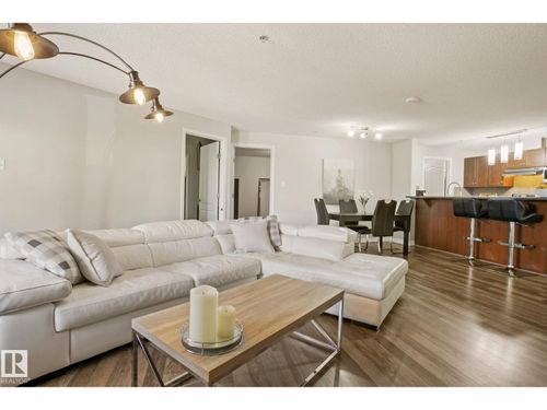 9363 Simpson Dr Nw, Edmonton, AB, T6R0N2 | Card Image