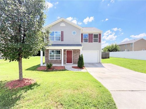 1578 Zeverly St, Winston Salem, NC, 27127-5964 | Card Image