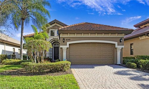 8342 Provencia Ct, FORT MYERS, FL, 33912 | Card Image