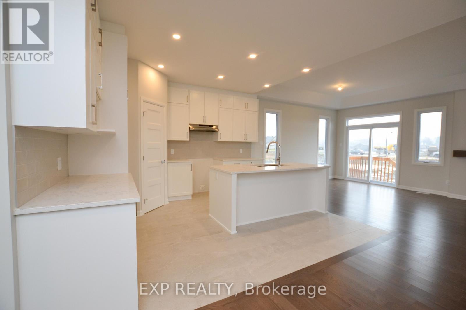 Residential in Clarence-Rockland 5