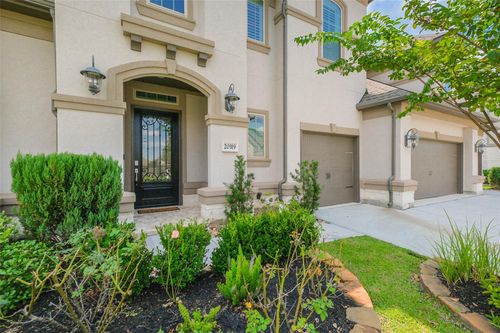 20319 Hillside Grove Ln, Cypress, TX, 77433-7408 | Card Image