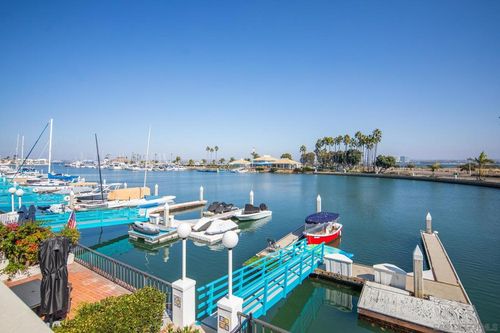 8 Antigua Ct, Coronado, CA, 92118-3318 | Card Image