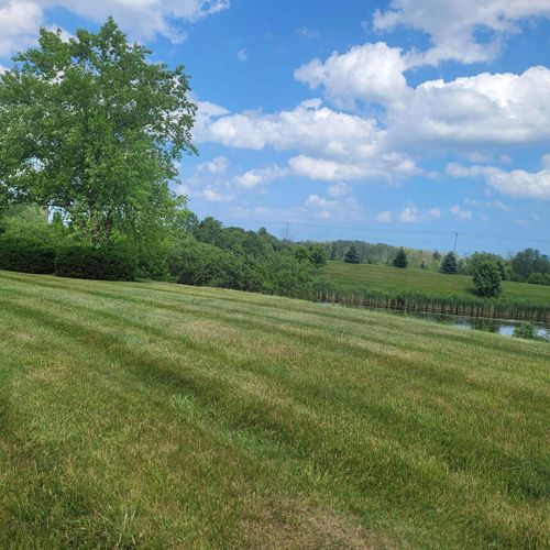 2097 Willow Pond Way, Grafton, WI, 53024-9102 | Card Image