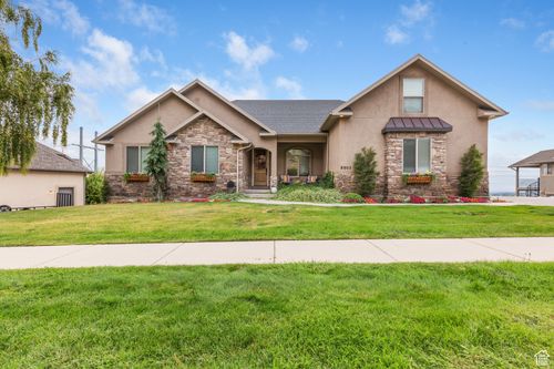 8905 N Pine Hollow Dr, Cedar Hills, UT, 84062-8033 | Card Image