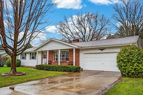 426 Blankenheim Lane, Sun Prairie, WI, 53590 | Card Image