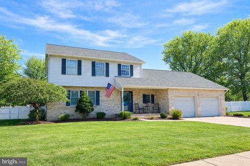 5 Page Ter, PENNSVILLE, NJ, 08070-2351 | Card Image