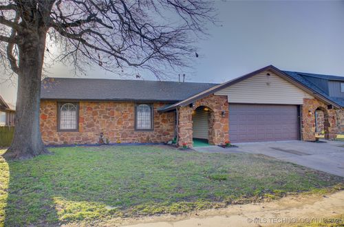 2346 S 104th Eastavenue, Tulsa, OK, 74129 | Card Image