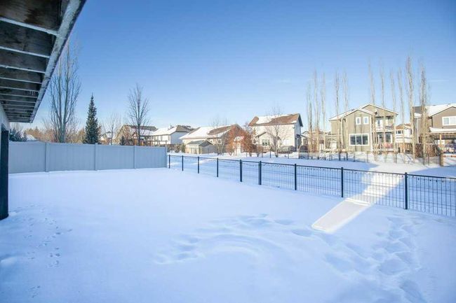 81 Regatta Way, Home with 4 bedrooms, 4 bathrooms and 4 parking in Sylvan Lake AB | Image 9