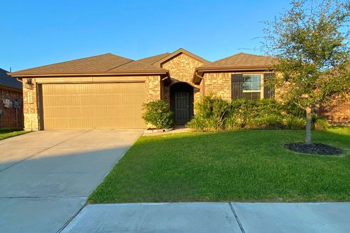 3935 Country Club Dr, Baytown, TX, 77521-2495 | Card Image
