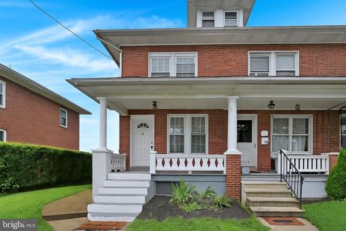 50 Cacoosing Ave, SINKING SPRING, PA, 19608-1102 | Card Image