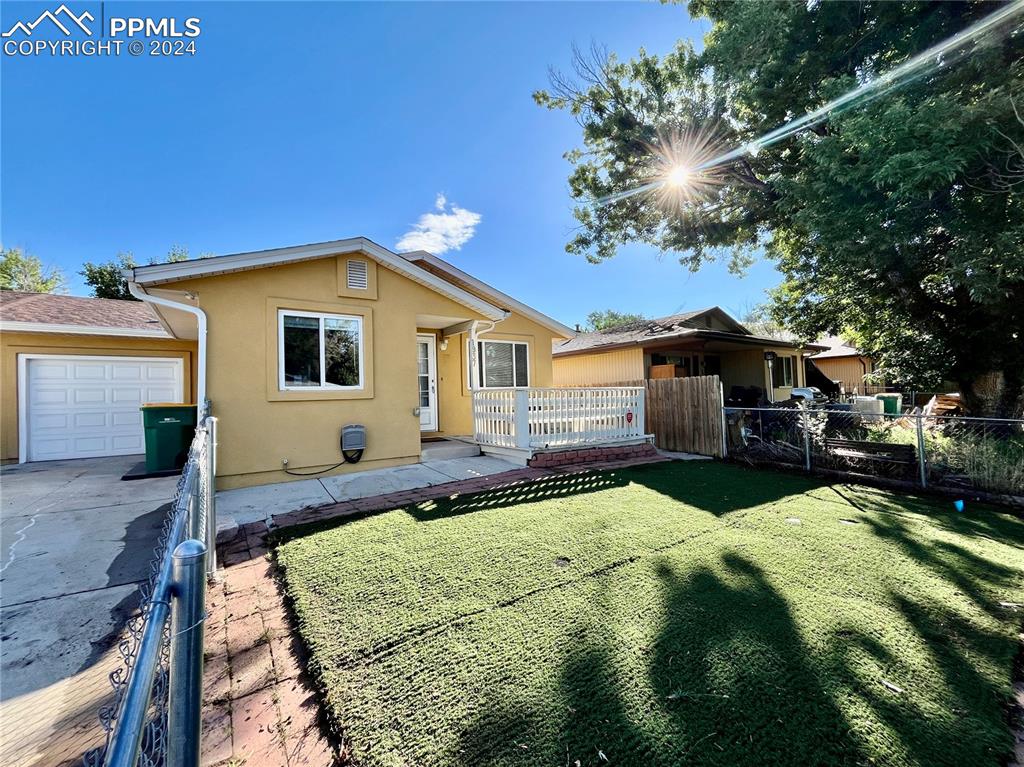 Saratoga Dr, Colorado Springs, CO 80910
