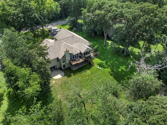 10605 Red Hawk Ln, House other with 5 bedrooms, 4 bathrooms and 3 parking in Spring Grove IL | Image 53