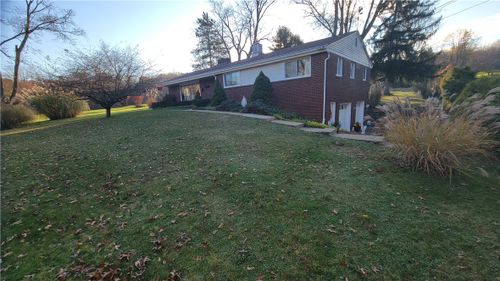 6044 Meadow Ln, Bakerstown, PA, 15007-9720 | Card Image