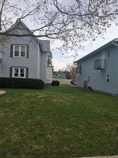 1128 Wisconsin Street, Lake Geneva, WI, 53147 | Card Image