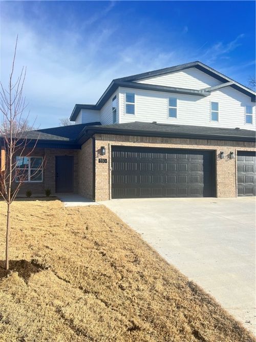 550 Cosmos St, Bentonville, AR, 72713 | Card Image