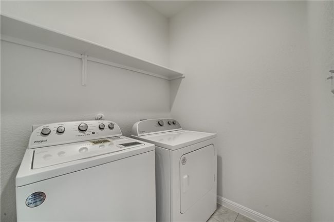 307 Cold Spring Loop, House other with 3 bedrooms, 2 bathrooms and 3 parking in Bastrop TX | Image 20