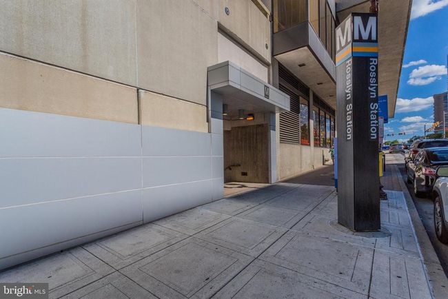 APT-104C - 1811 14 Th St N, Condo with 2 bedrooms, 3 bathrooms and null parking in ARLINGTON VA | Image 42