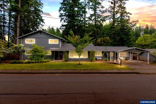 3230 Nw Norwood Dr, Corvallis, OR, 97330-1736 | Card Image