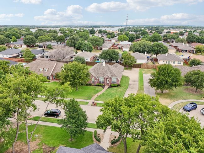 Aerial perspective of suburban area | Image 16