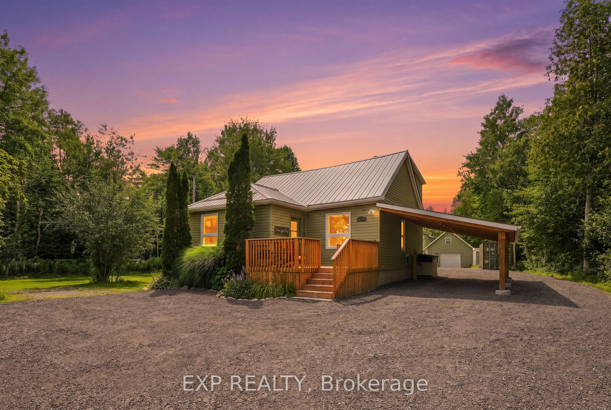 Residential in Georgina