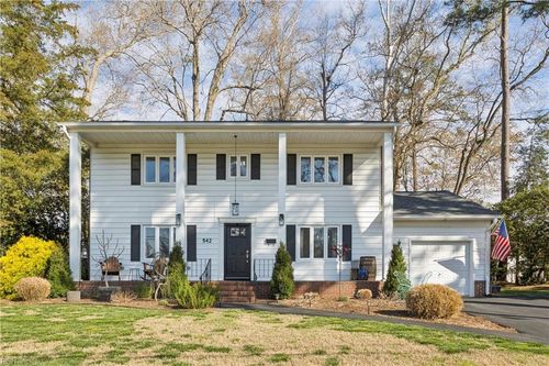 542 Kings Ct, Newport News, VA, 23606-2019 | Card Image