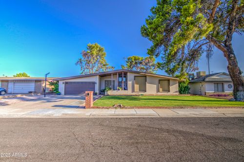 4513 W El Caminito Dr, Glendale, AZ, 85302-6512 | Card Image