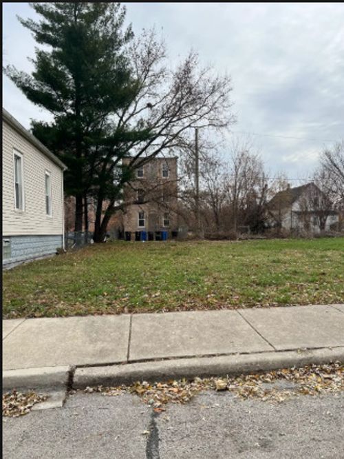 6531 Emerald Ave, Chicago, IL, 60621-2613 | Card Image