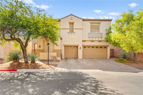8121 Rocket St, Las Vegas, NV, 89131-3942 | Card Image