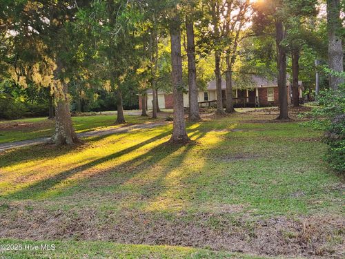 1521 Oakley Rd, Castle Hayne, NC, 28429-4426 | Card Image