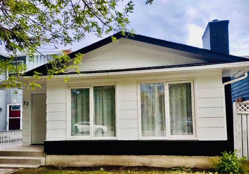 32 Midland Place Se, Calgary, AB, T2X1P9 | Card Image