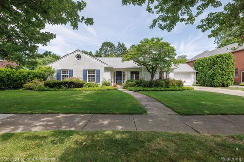 1018 Harvard Rd, Grosse Pointe Park, MI, 48230-1456 | Card Image