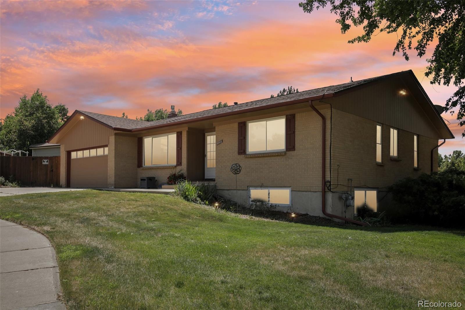 Dickenson Pl, Denver, CO 80224