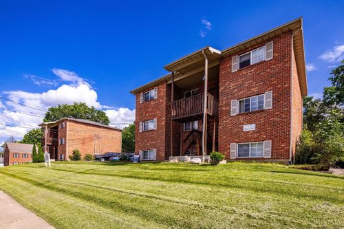 105 W Sycamore St, Oxford, OH, 45056-1286 | Card Image