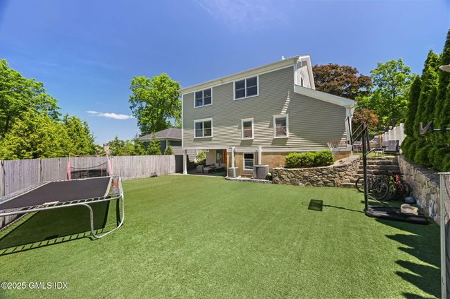 22 Maplewood Dr, House other with 5 bedrooms, 5 bathrooms and null parking in Cos Cob CT | Image 17