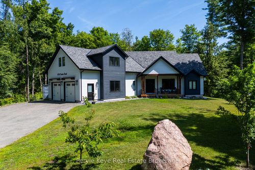 1056 Xavier St, Kilworthy, ON, P0E1G0 | Card Image