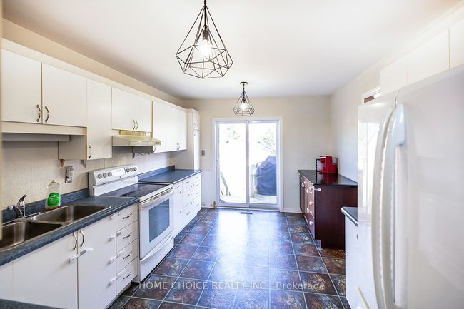 D - 14 Gross St, House attached with 3 bedrooms, 3 bathrooms and 1 parking in Brighton ON | Image 5
