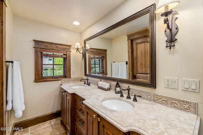 922 June Creek Rd, Home with 3 bedrooms, 4 bathrooms and null parking in Edwards CO | Image 26