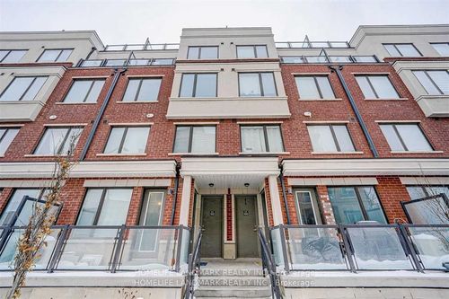 102-500 Alex Gardner Cir, Aurora, ON, L4G3G5 | Card Image