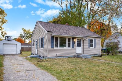 170 N 22nd St, House other with 2 bedrooms, 1 bathrooms and null parking in Battle Creek MI | Image 3