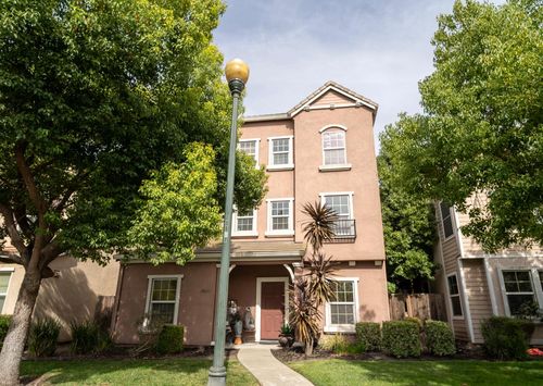 10664 Siskiyou Lane, Stockton, CA, 95209 | Card Image