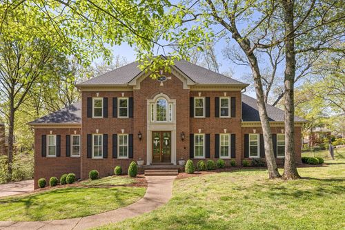 910 Elmington Ct, Brentwood, TN, 37027-8736 | Card Image