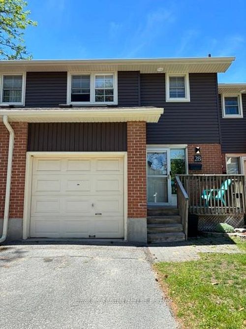 28-19 Macpherson Ave, Kingston, ON, K7M6W4 | Card Image