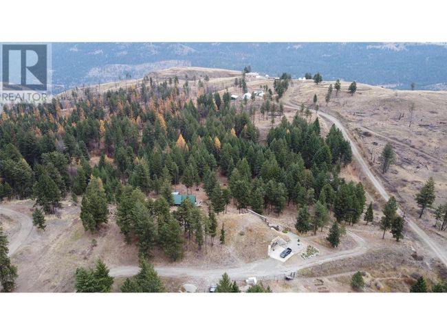 1910 Hulme Creek Rd, House other with 3 bedrooms, 2 bathrooms and 1 parking in Kootenay Boundary BC | Image 4