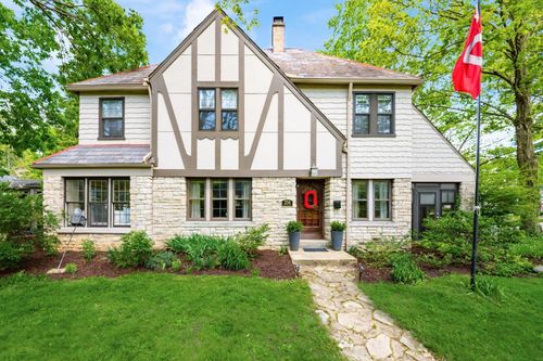 256 Montrose Way, Columbus, OH, 43214-3637 | Card Image