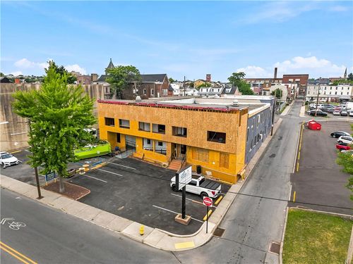 1-145 Hamilton St, Allentown, PA, 18101-1926 | Card Image