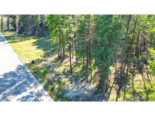211 River Dr, Cranbrook, BC, V1C | Card Image