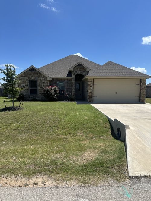 3323 Windcrest Dr, Granbury, TX, 76049-7253 | Card Image