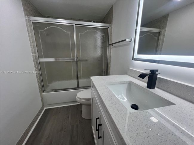 3089 - 3089 Yarmouth E, Condo with 2 bedrooms, 2 bathrooms and null parking in Boca Raton FL | Image 12